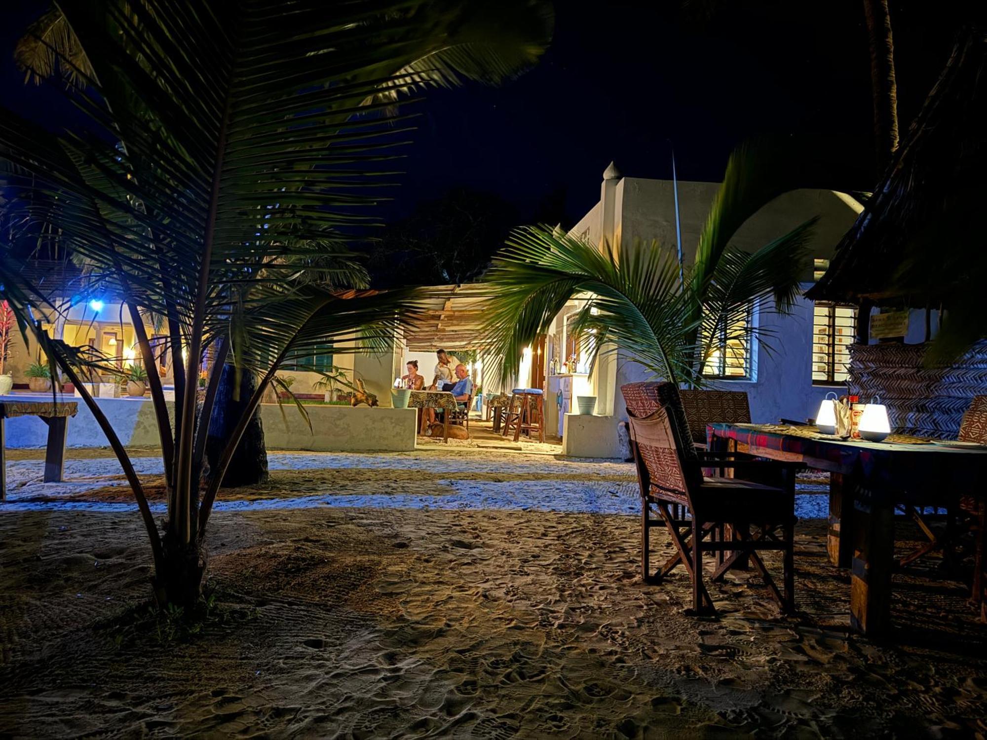 Sawa Sawa Beach House Msambweni Luaran gambar